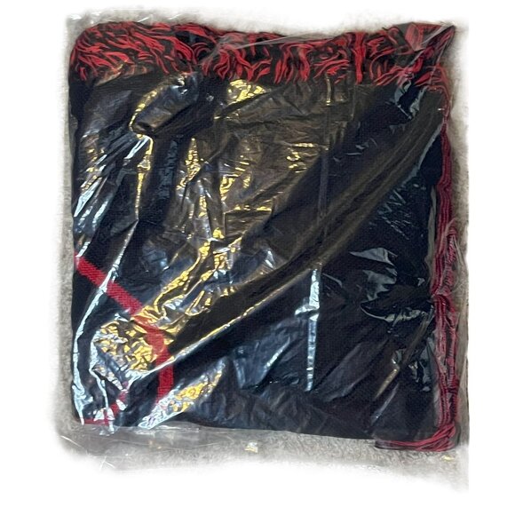 Rolling Stones Tour Black Red Fringe Throw Blanket Cotton 48 x 48 - Picture 3 of 4